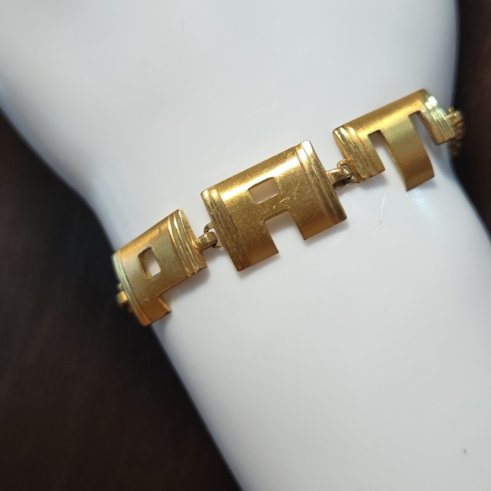 VINTAGE "PAT" BRACELET